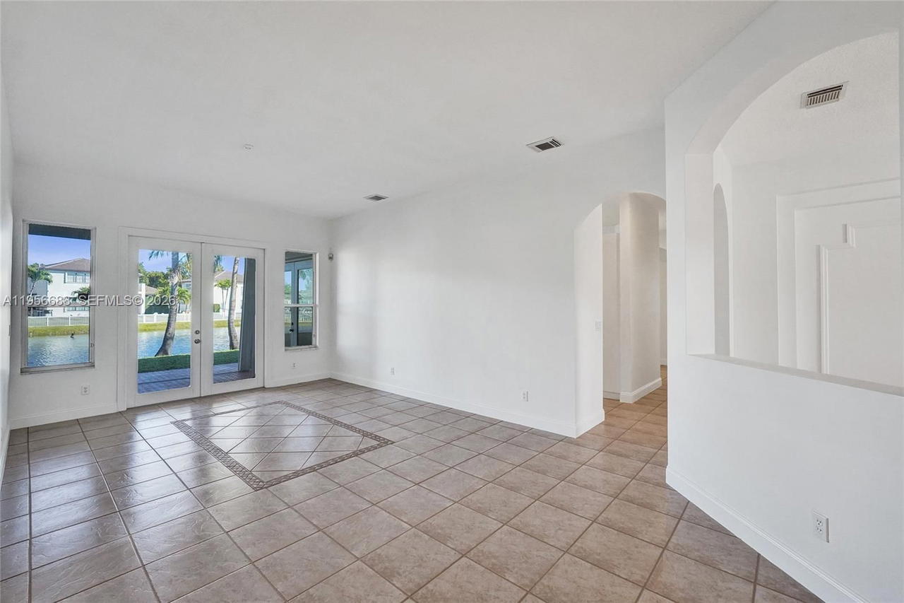 Real estate property located at 14621 35th St, Broward, Windsor Palms, Miramar, FL