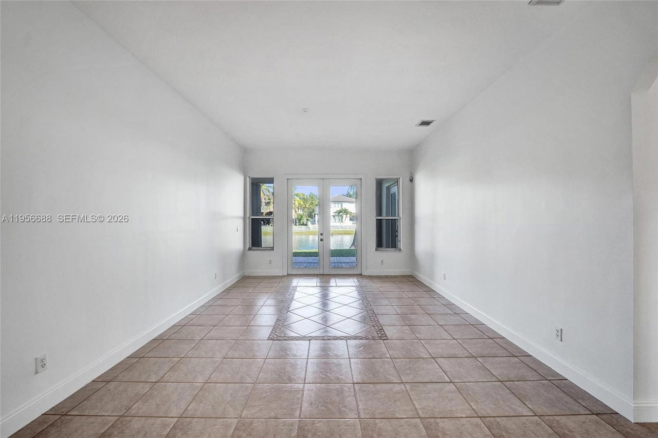 Real estate property located at 14621 35th St, Broward, Windsor Palms, Miramar, FL