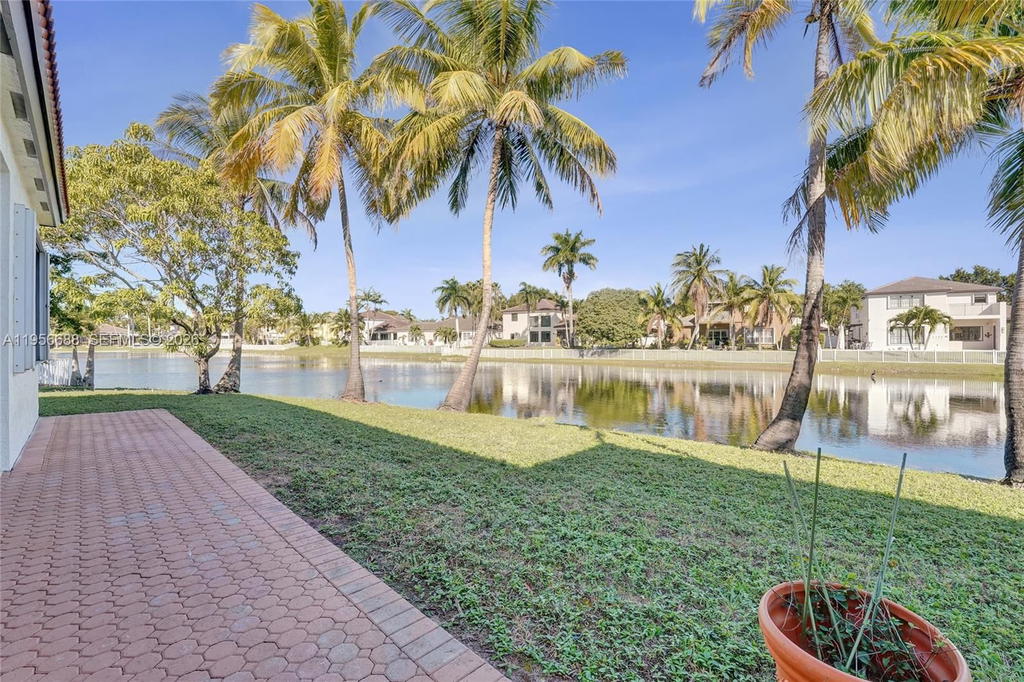 Real estate property located at 14621 35th St, Broward, Windsor Palms, Miramar, FL