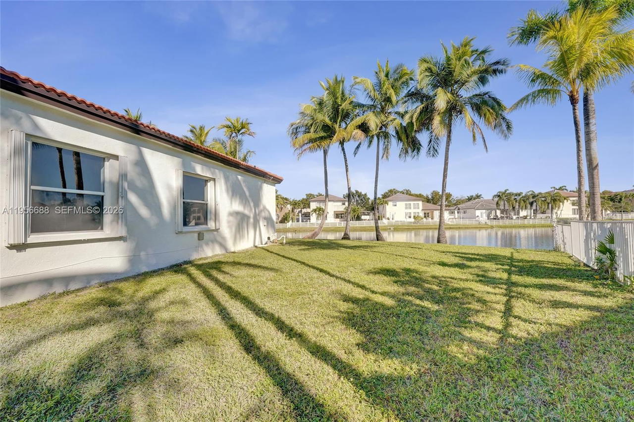 Real estate property located at 14621 35th St, Broward, Windsor Palms, Miramar, FL