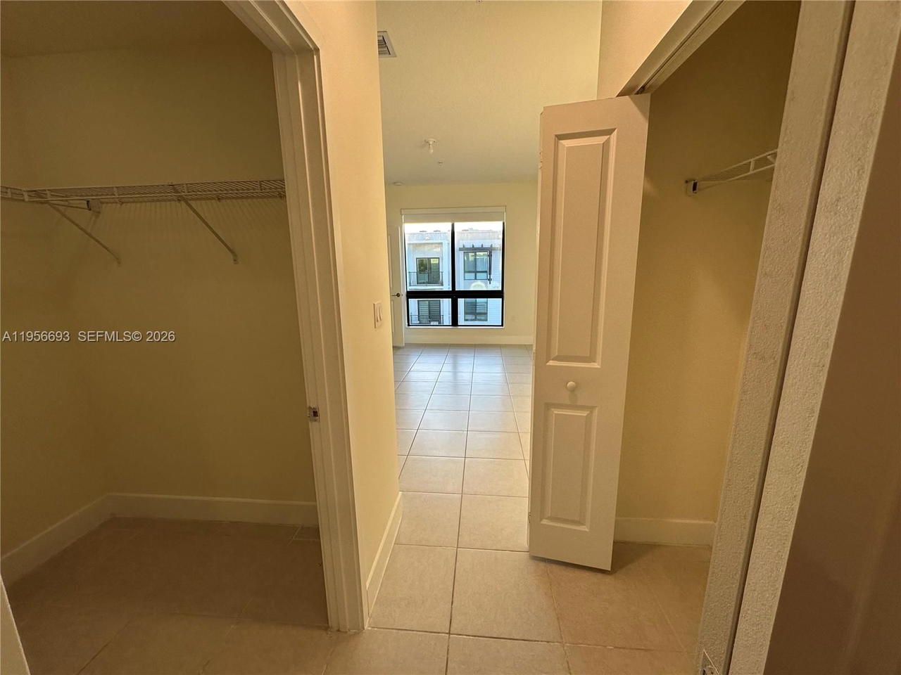 Real estate property located at 8265 41 st #402, Miami-dade, Downtown Doral South Phas, Doral, FL