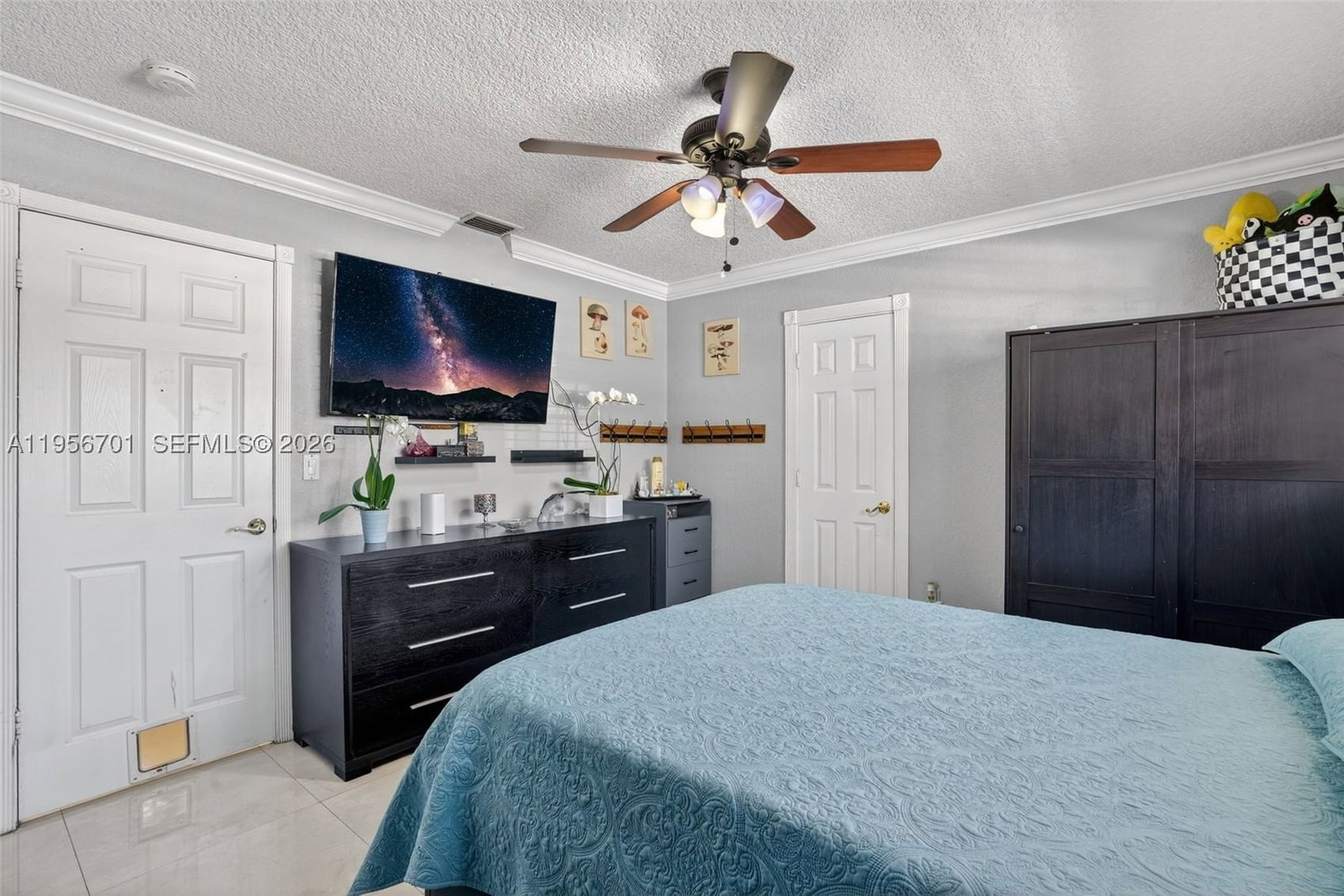 Real estate property located at 9410 42nd St, Miami-dade, Eldorado Plains, Miami, FL