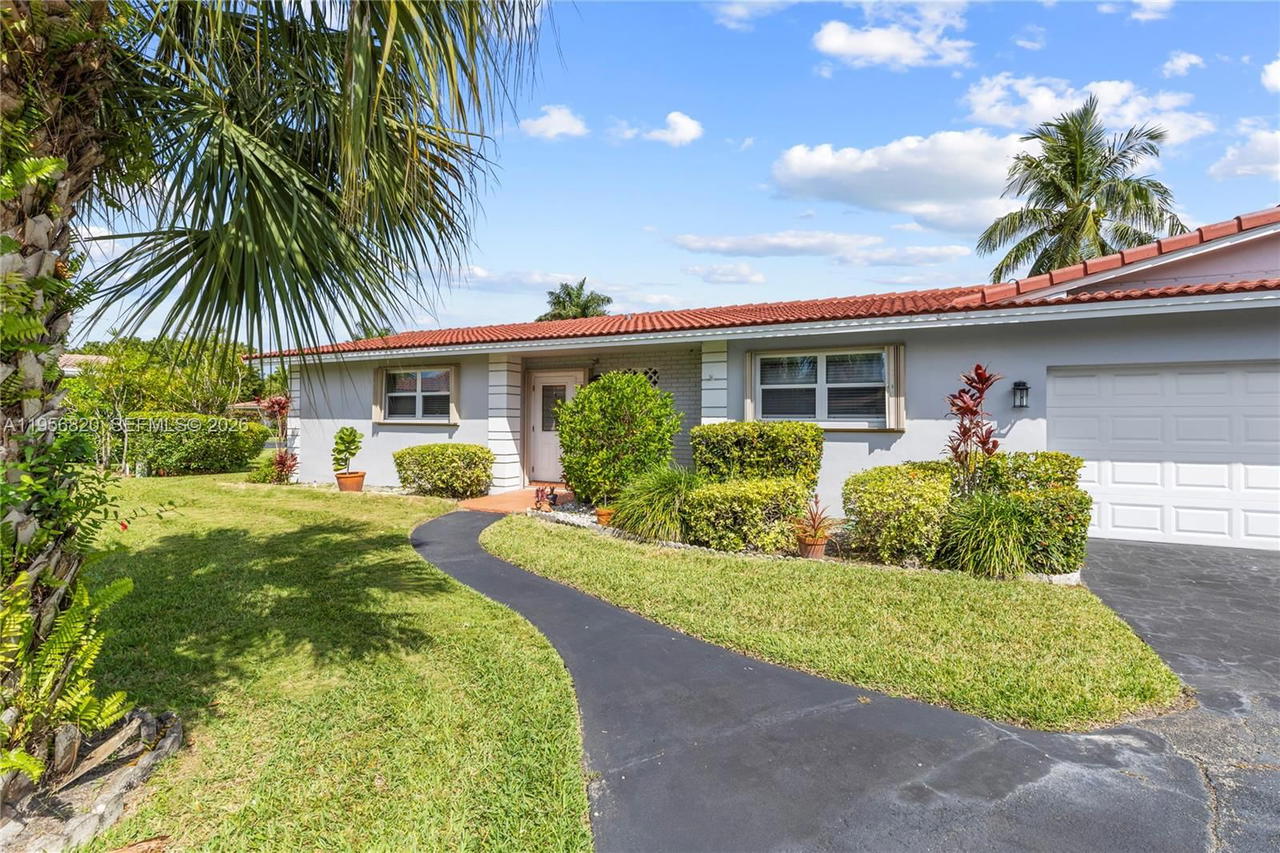 Real estate property located at 7185 Tropical Way, Broward, Hawthorne Village Inc Con, Plantation, FL