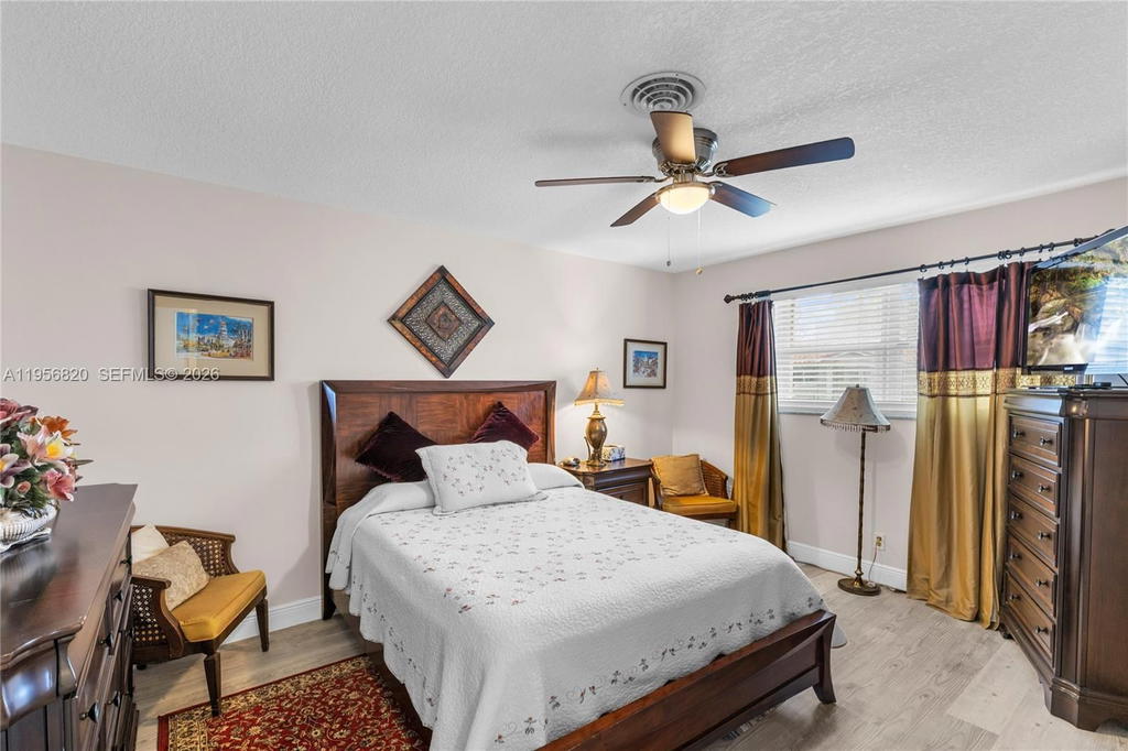 Real estate property located at 7185 Tropical Way, Broward, Hawthorne Village Inc Con, Plantation, FL