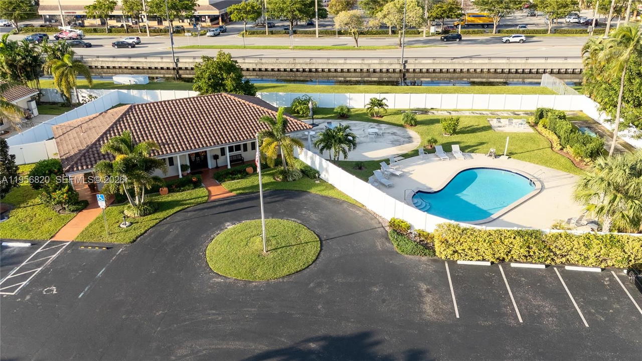 Real estate property located at 7185 Tropical Way, Broward, Hawthorne Village Inc Con, Plantation, FL