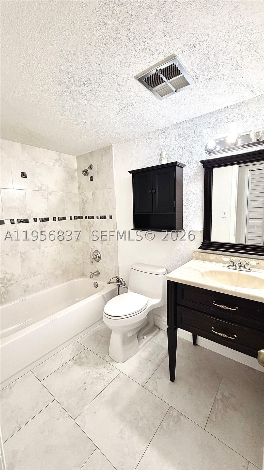 Real estate property located at 20311 2nd Ave #27, Miami-dade, Ro-mont South Condo J, Miami, FL