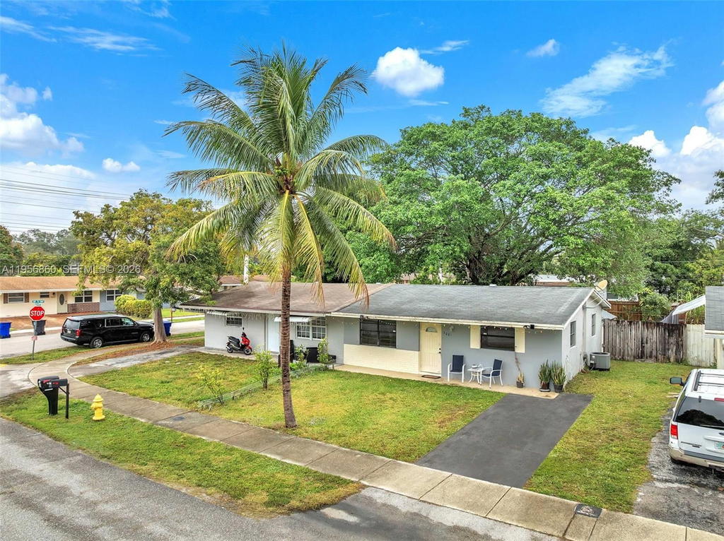 Real estate property located at 7021 19th Pl, Broward, Springbank Park, North Lauderdale, FL