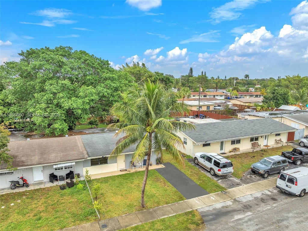 Real estate property located at 7021 19th Pl, Broward, Springbank Park, North Lauderdale, FL