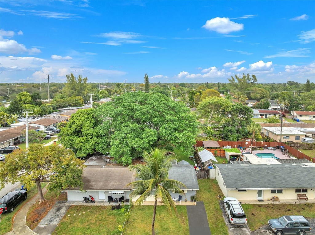Real estate property located at 7021 19th Pl, Broward, Springbank Park, North Lauderdale, FL