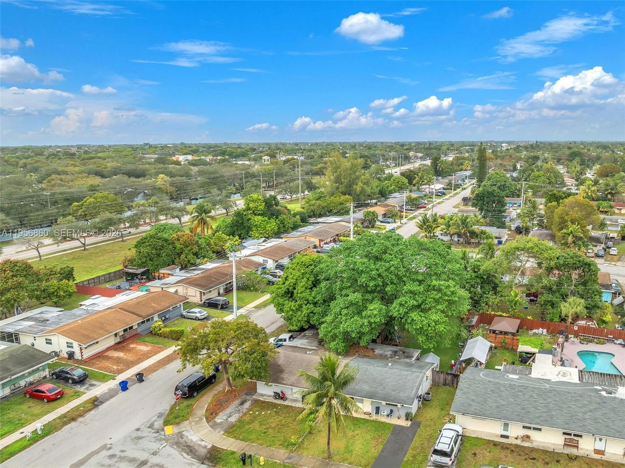 Real estate property located at 7021 19th Pl, Broward, Springbank Park, North Lauderdale, FL
