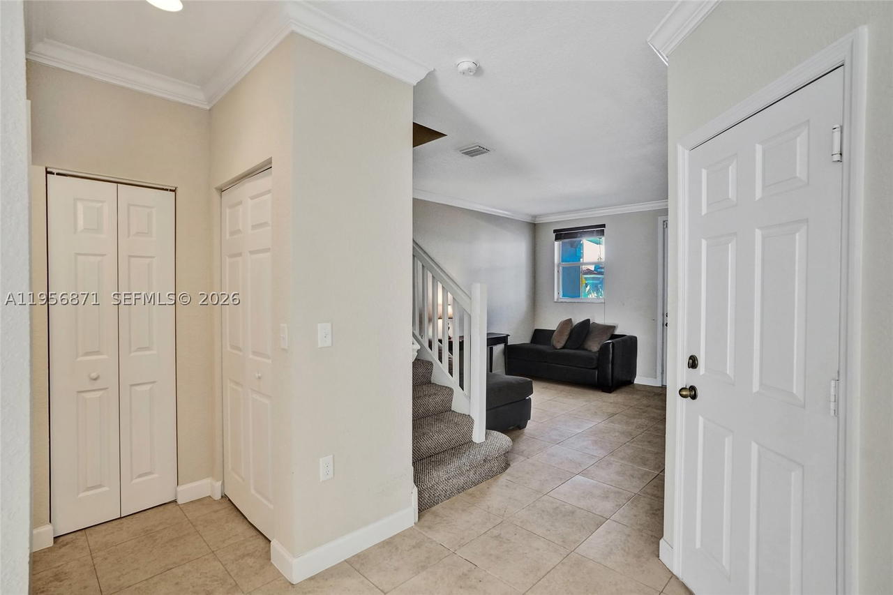 Real estate property located at 1042 207th Ter, Miami-dade, Ives Dairy Townhomes, Miami, FL