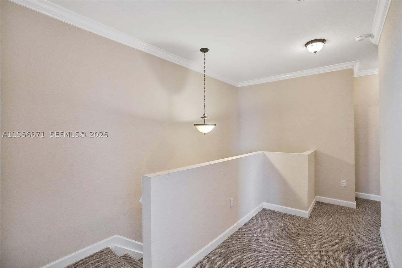 Real estate property located at 1042 207th Ter, Miami-dade, Ives Dairy Townhomes, Miami, FL