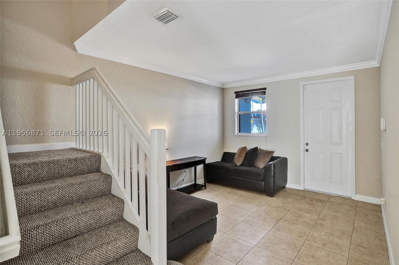 Real estate property located at 1042 207th Ter, Miami-dade, Ives Dairy Townhomes, Miami, FL