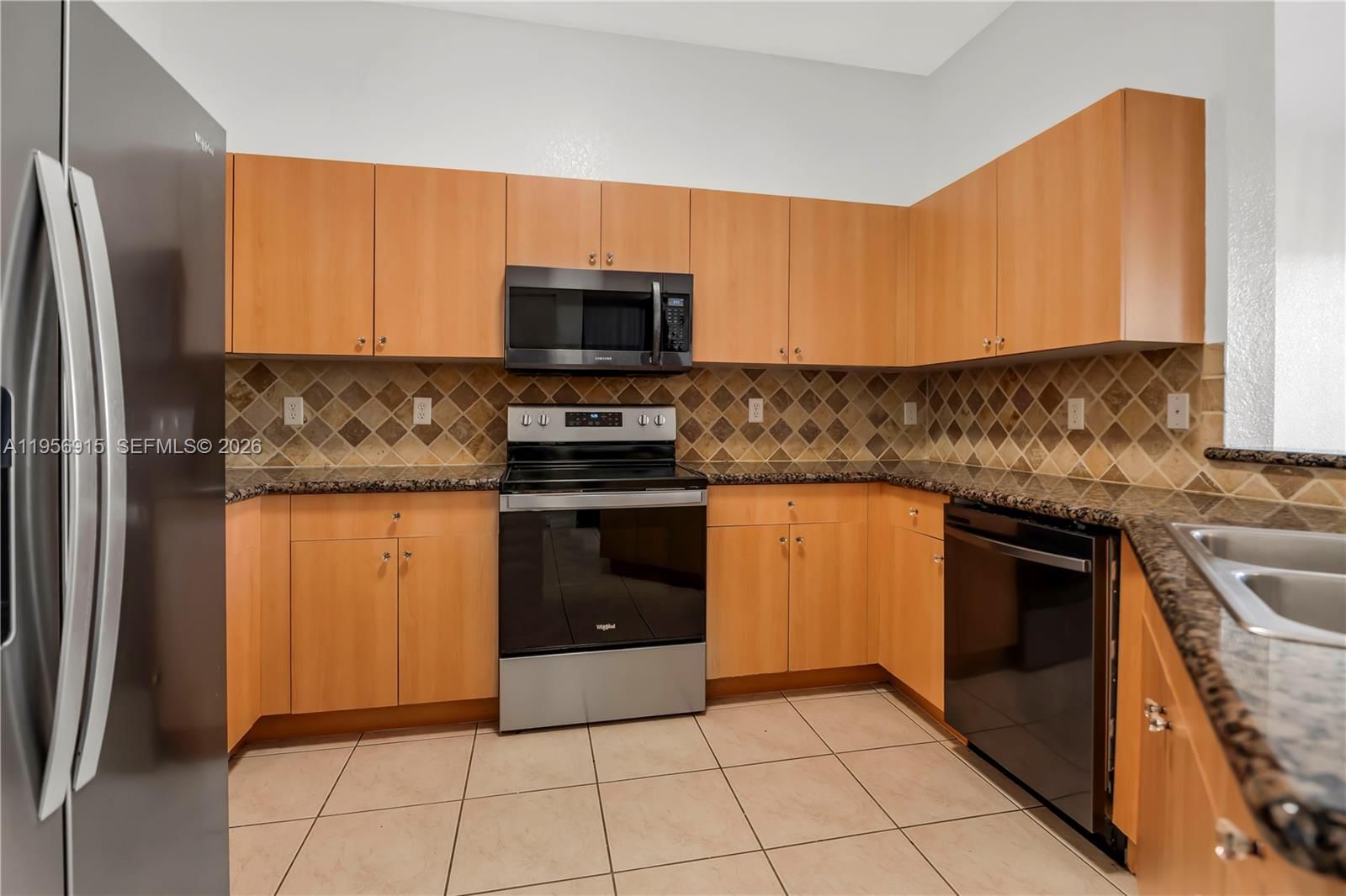 Real estate property located at 12409 42nd St, Broward, Silver Falls, Miramar, FL