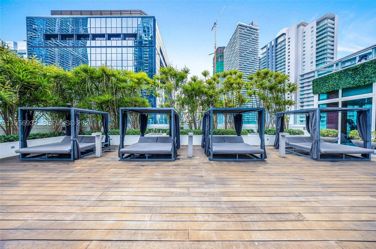 Real estate property located at 1080 Brickell Ave #2708, Miami-dade, The Bond (1080 Brickell), Miami, FL