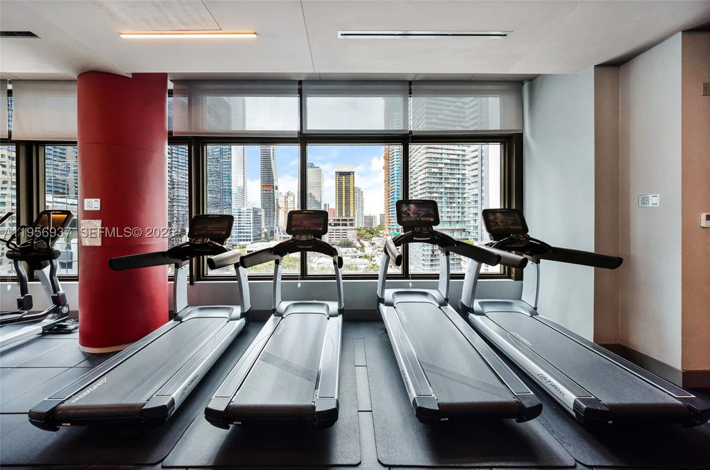 Real estate property located at 1080 Brickell Ave #2708, Miami-dade, The Bond (1080 Brickell), Miami, FL