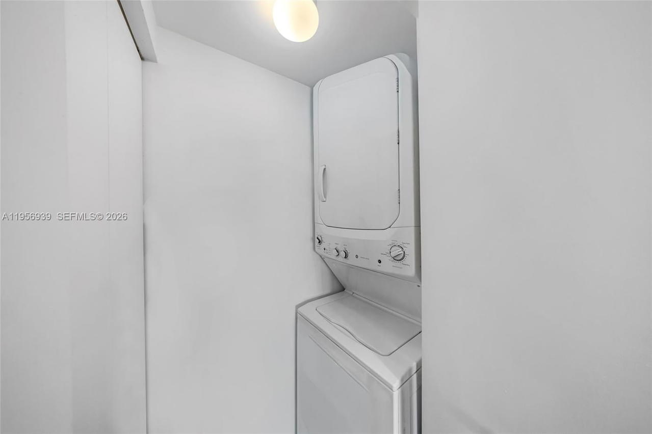 Real estate property located at 1300 Miami Ave #4704, Miami-dade, 1300 S Miami Avenue Condo, Miami, FL