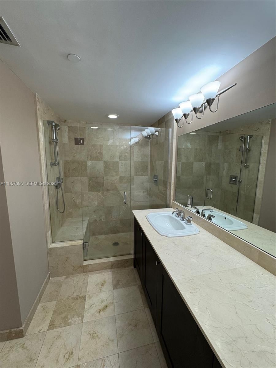 Real estate property located at 4100 Salzedo St #505, Miami-dade, One Village Place Condo, Coral Gables, FL