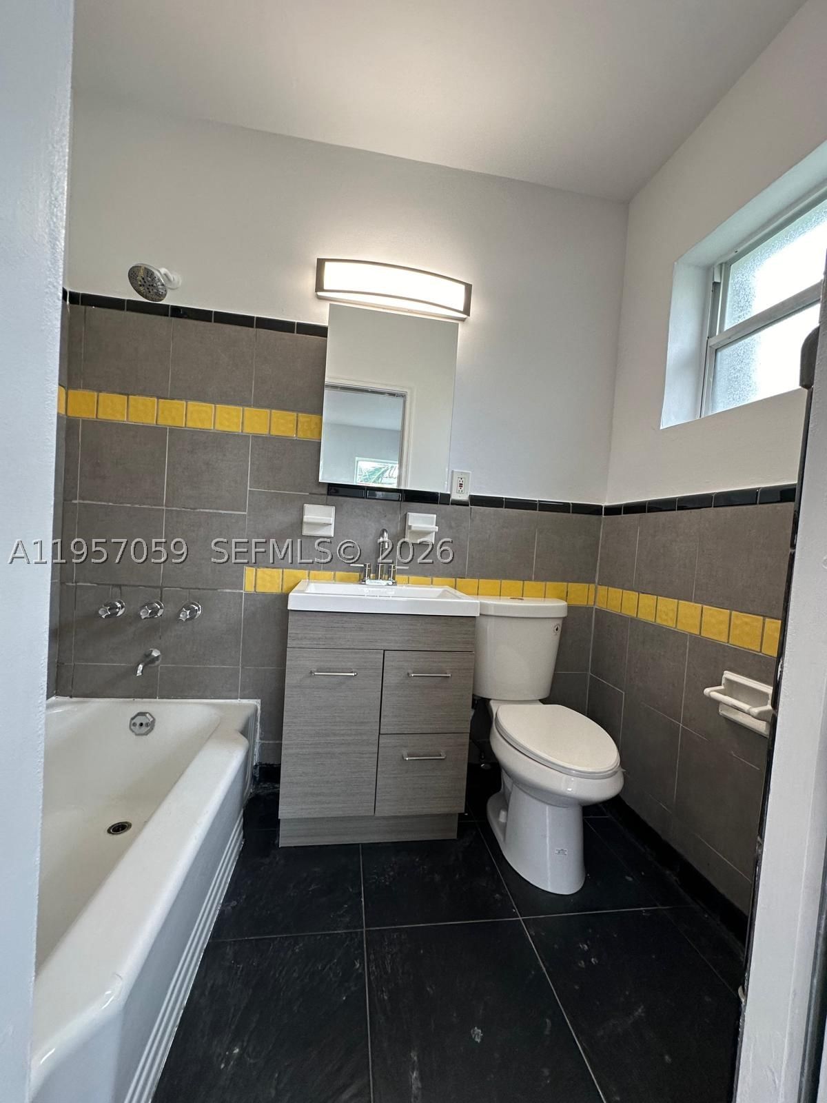 Real estate property located at 1289 Marseille Dr #50, Miami-dade, Marseilles Deco Condo, Miami Beach, FL