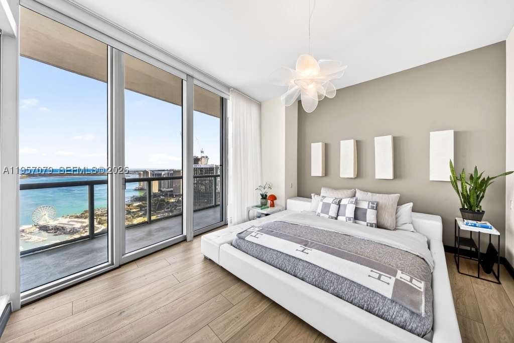 Real estate property located at 888 Biscayne Blvd #5508, Miami-dade, Marinablue Condo, Miami, FL
