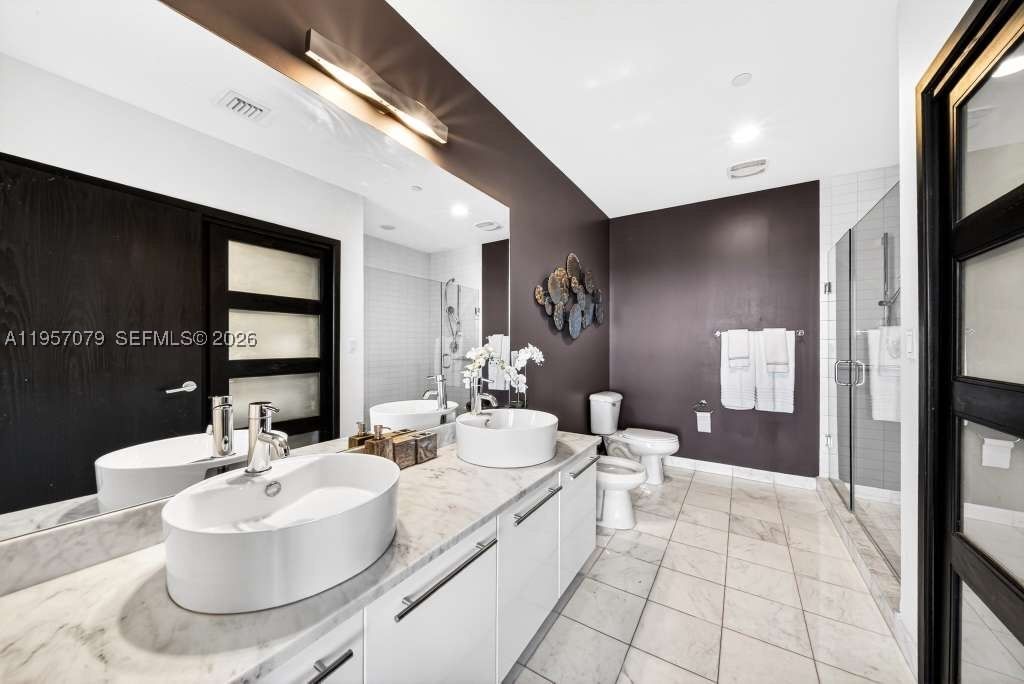 Real estate property located at 888 Biscayne Blvd #5508, Miami-dade, Marinablue Condo, Miami, FL