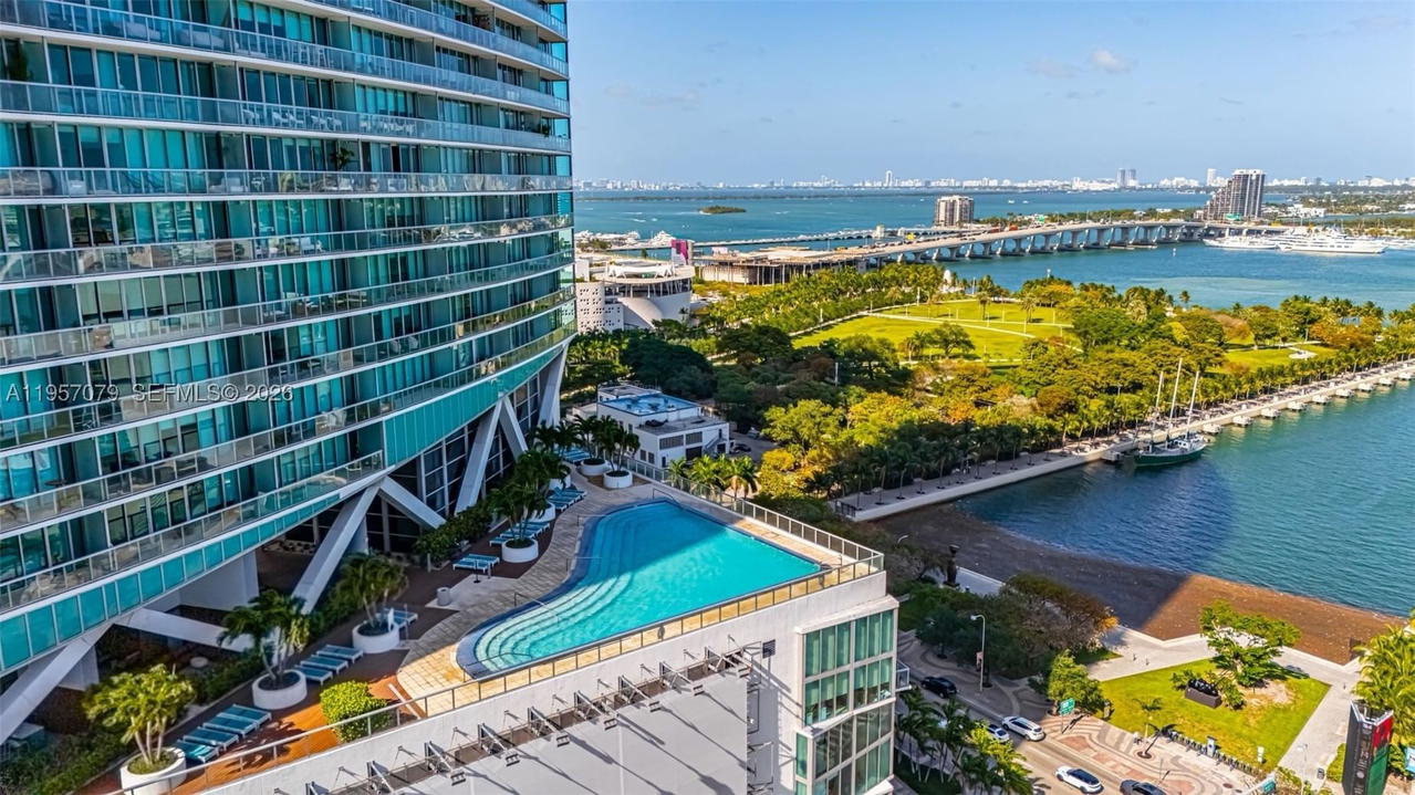 Real estate property located at 888 Biscayne Blvd #5508, Miami-dade, Marinablue Condo, Miami, FL