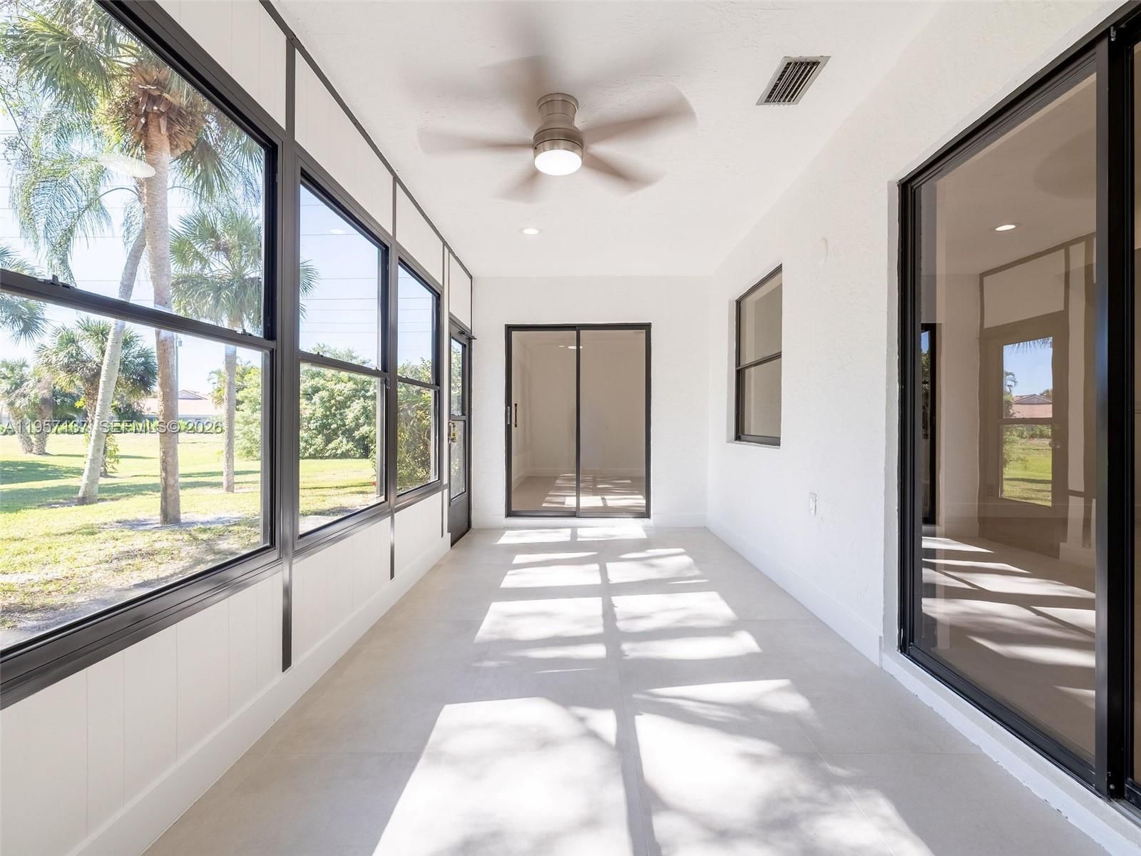 Real estate property located at 10988 Lake Front Pl, Palm Beach, Waterberry Sec 2, Boca Raton, FL