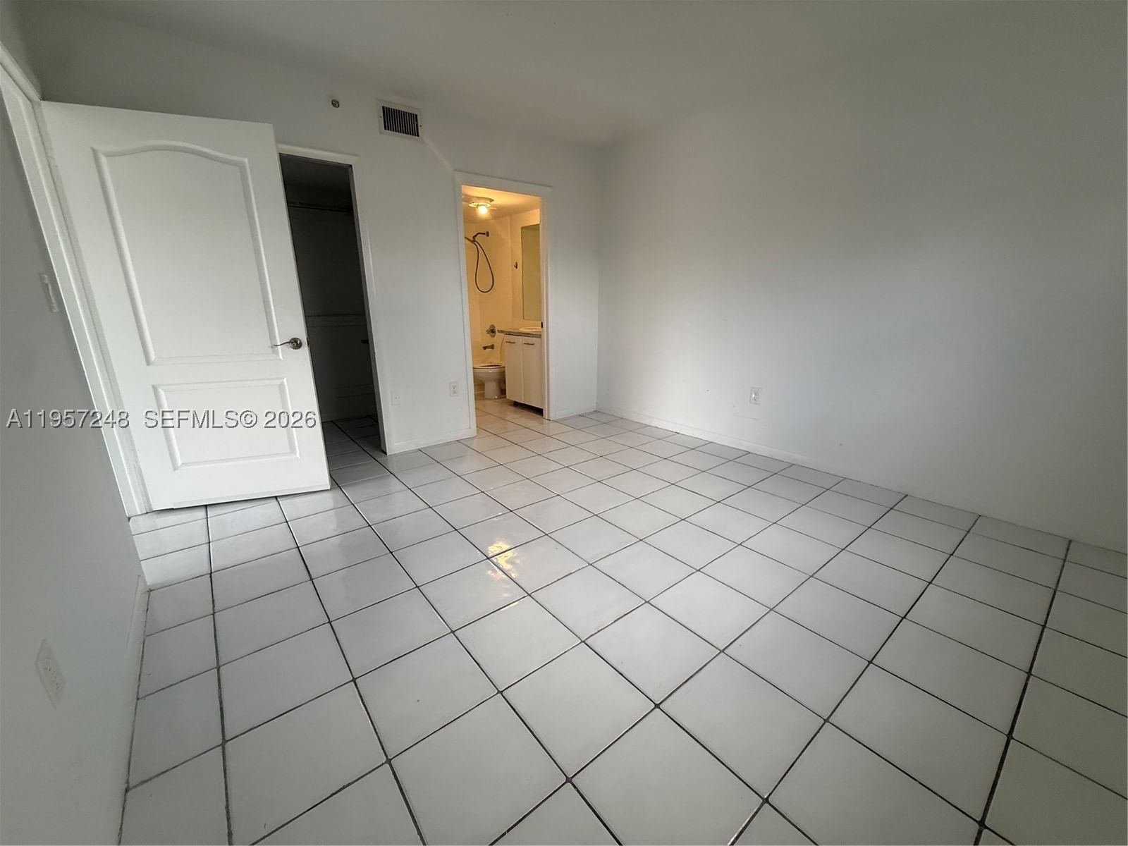 Real estate property located at 3052 27th Ave #301, Miami-dade, Grove Palms I Condo, Miami, FL