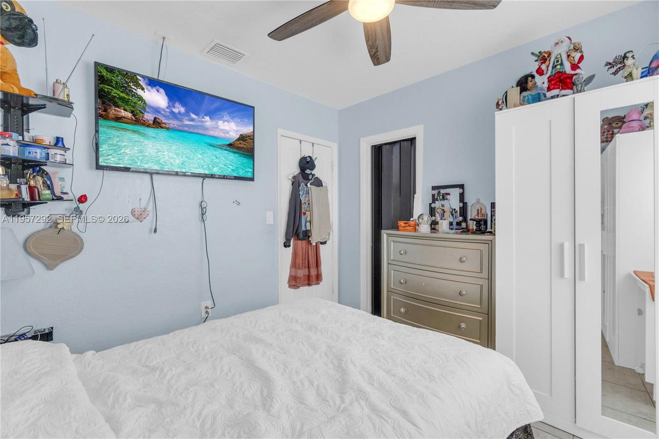 Real estate property located at 905 Atlantic Ave, Miami-dade, Opa Locka Pl No 3, Opa Locka, FL