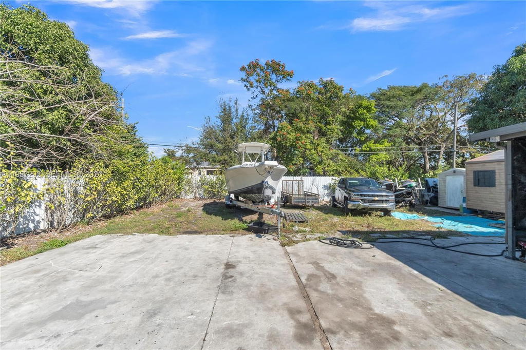 Real estate property located at 905 Atlantic Ave, Miami-dade, Opa Locka Pl No 3, Opa Locka, FL