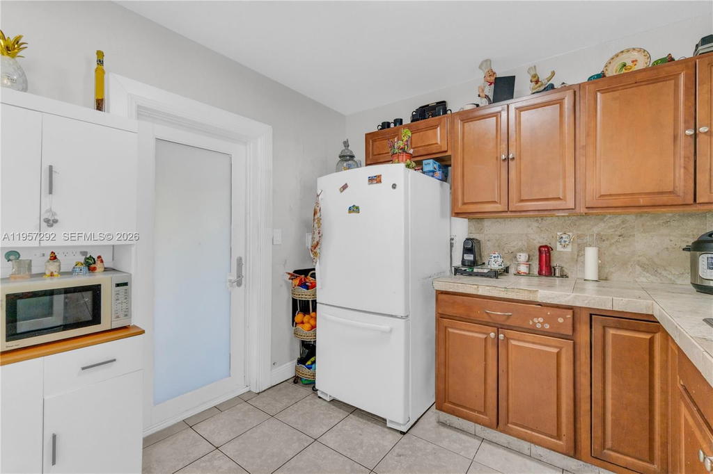 Real estate property located at 905 Atlantic Ave, Miami-dade, Opa Locka Pl No 3, Opa Locka, FL