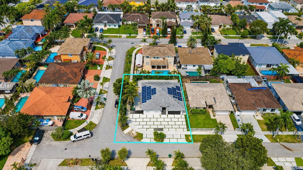 Real estate property located at 14200 160th Ct, Miami-dade, Fantasy Reef, Miami, FL