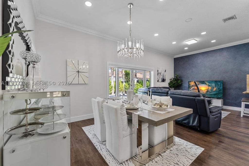Real estate property located at 14200 160th Ct, Miami-dade, Fantasy Reef, Miami, FL