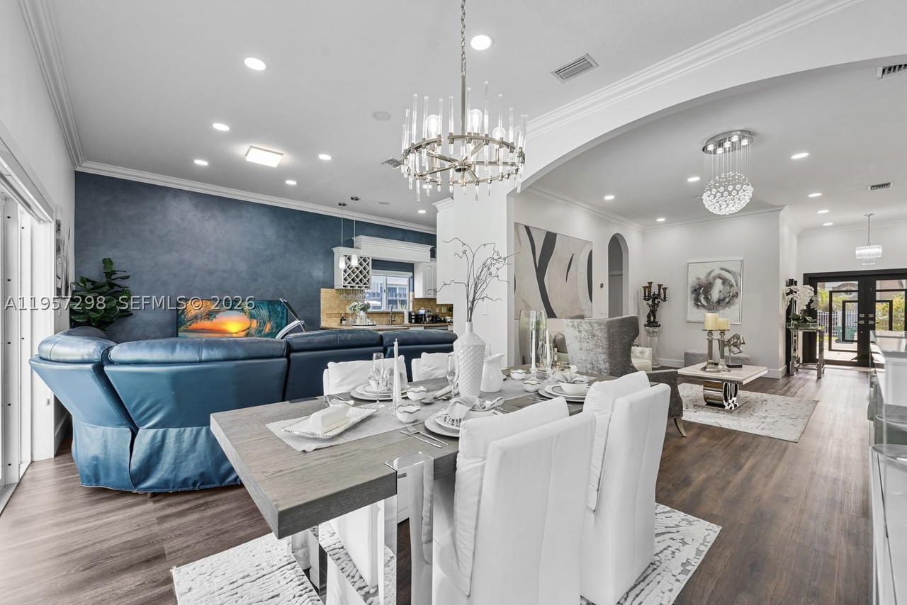 Real estate property located at 14200 160th Ct, Miami-dade, Fantasy Reef, Miami, FL
