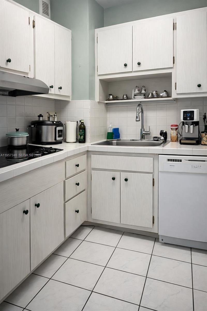 Real estate property located at 2899 Collins Ave #1234, Miami-dade, Triton Tower Condo, Miami Beach, FL