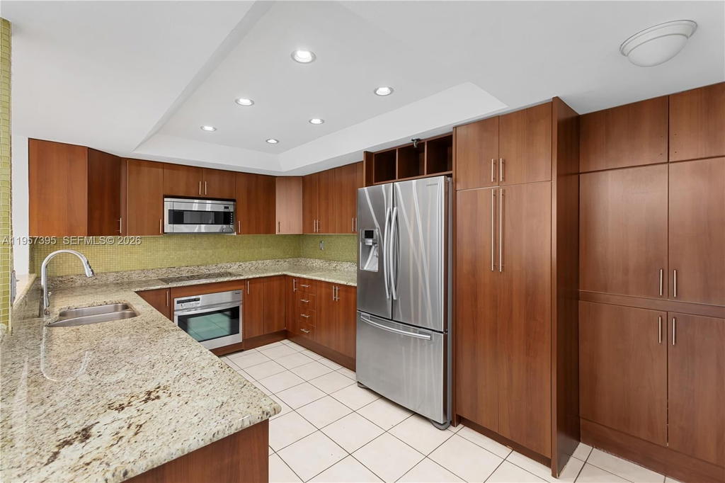 Real estate property located at 520 Brickell Key Dr A619, Miami-dade, Brickell Key One Condo, Miami, FL