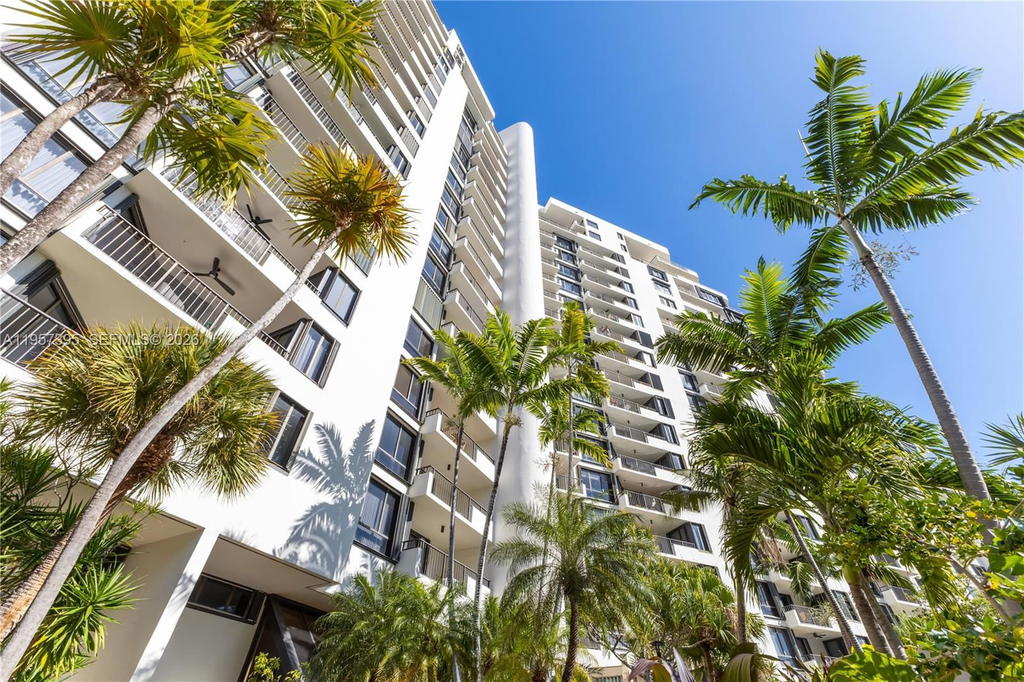 Real estate property located at 520 Brickell Key Dr A619, Miami-dade, Brickell Key One Condo, Miami, FL