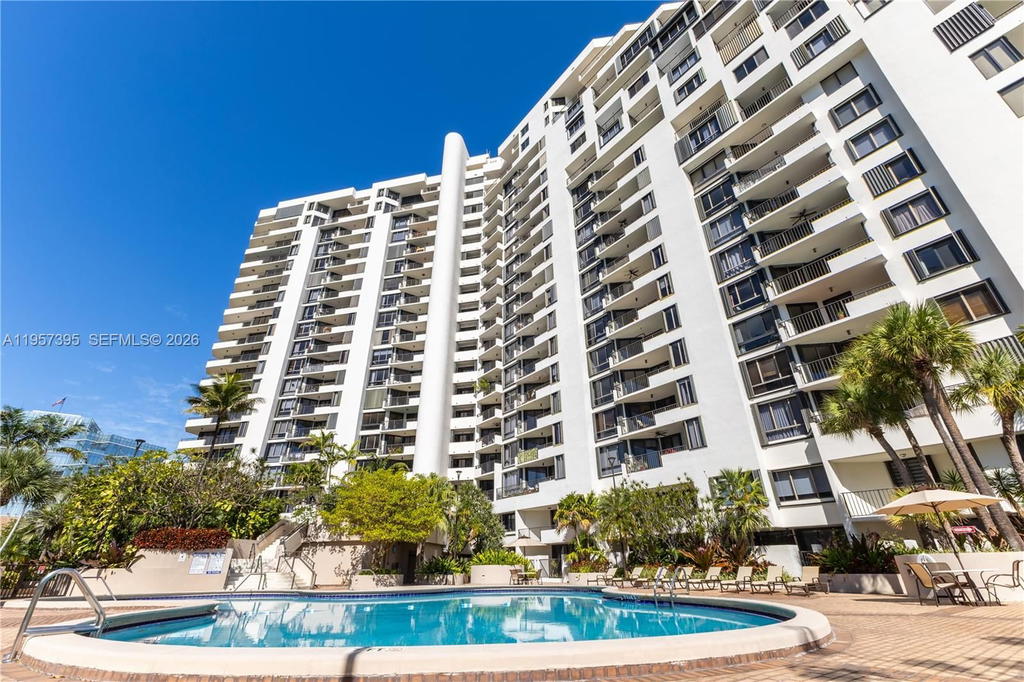 Real estate property located at 520 Brickell Key Dr A619, Miami-dade, Brickell Key One Condo, Miami, FL