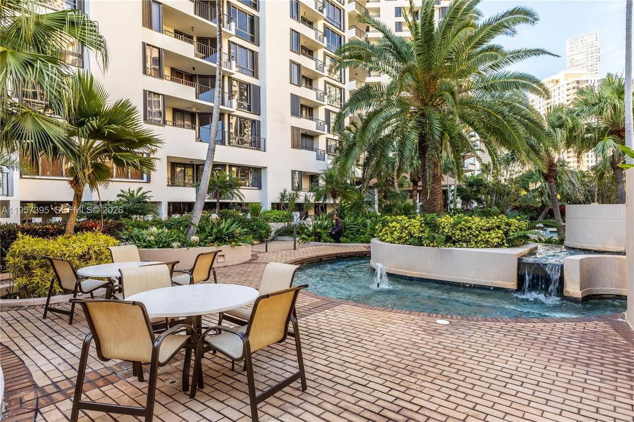 Real estate property located at 520 Brickell Key Dr A619, Miami-dade, Brickell Key One Condo, Miami, FL