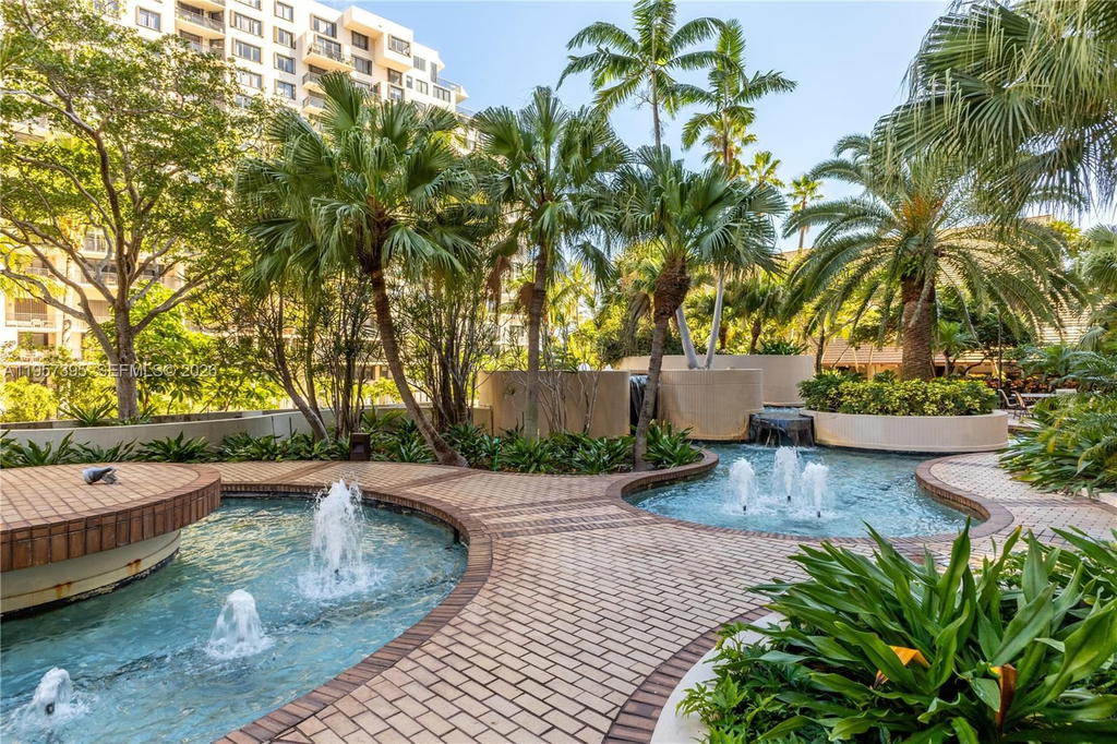 Real estate property located at 520 Brickell Key Dr A619, Miami-dade, Brickell Key One Condo, Miami, FL