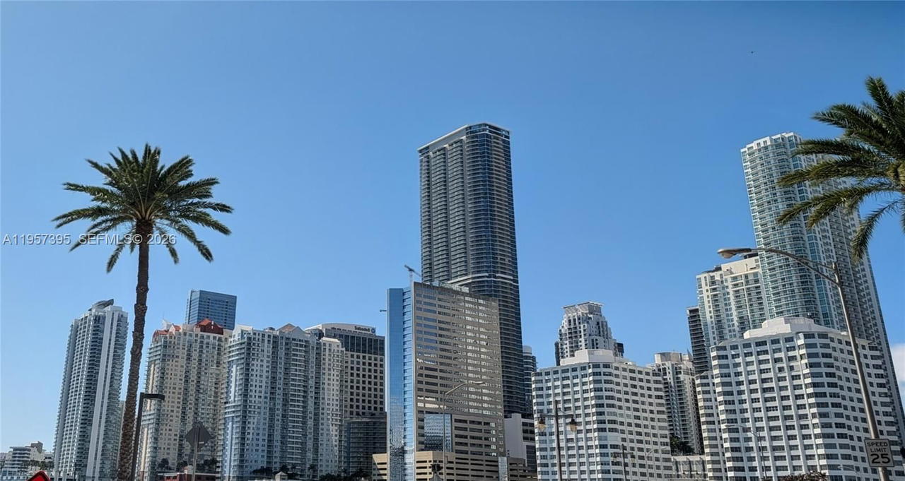 Real estate property located at 520 Brickell Key Dr A619, Miami-dade, Brickell Key One Condo, Miami, FL