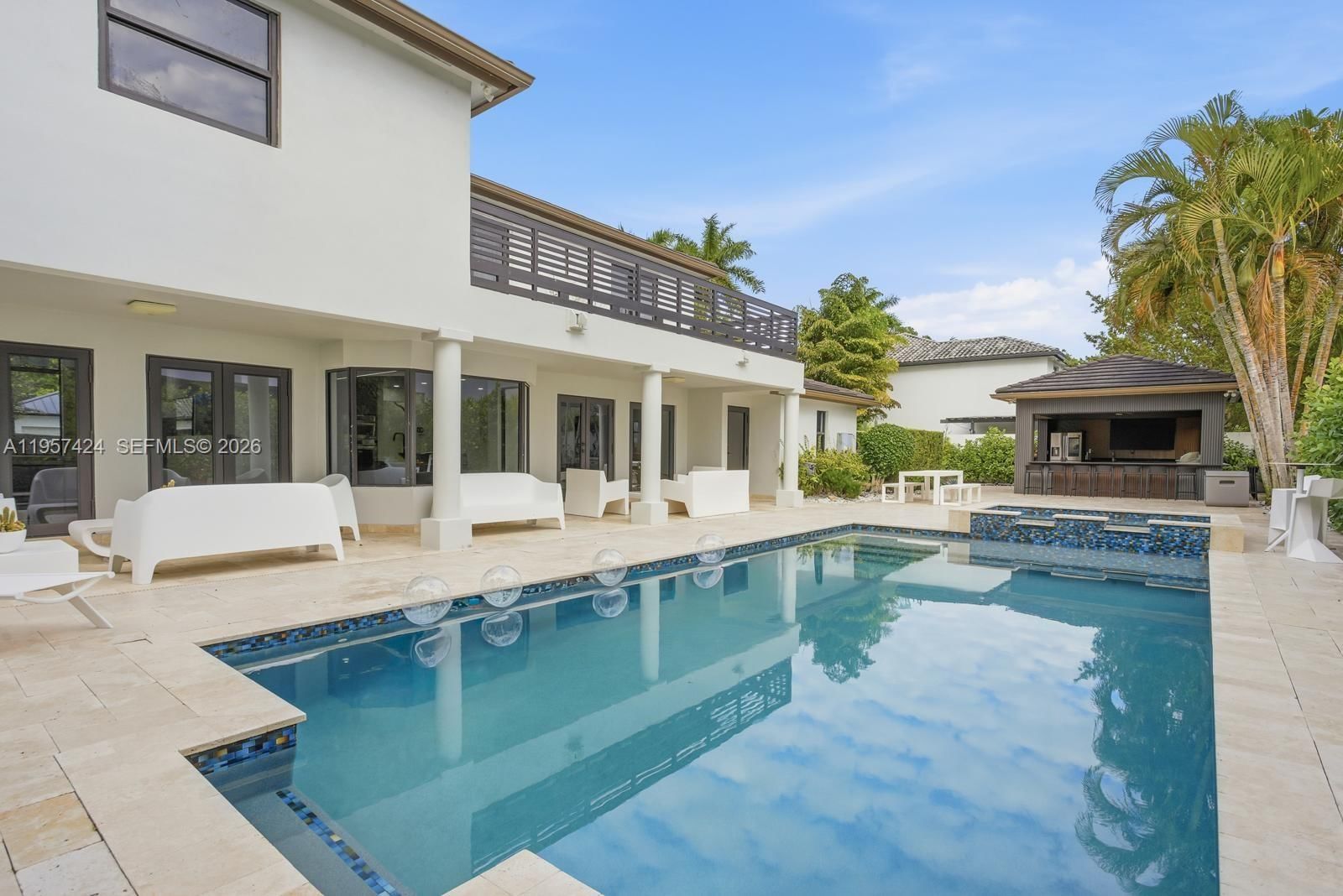 Real estate property located at 9467 54th Doral Cir Ln, Miami-dade, Doral Estates, Doral, FL