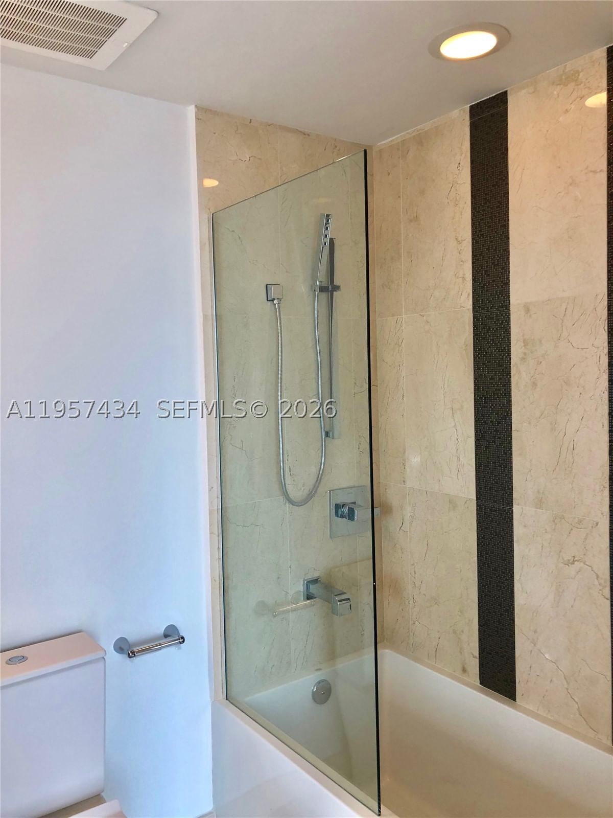 Real estate property located at 601 27TH ST #801, Miami-dade, The Crimson Condominium, Miami, FL
