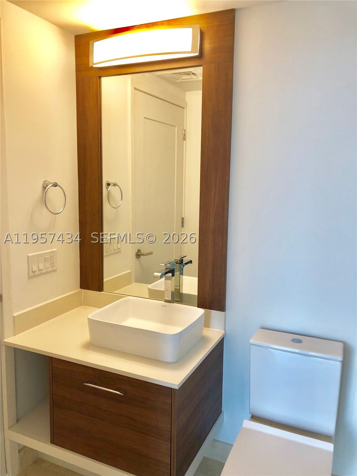 Real estate property located at 601 27TH ST #801, Miami-dade, The Crimson Condominium, Miami, FL