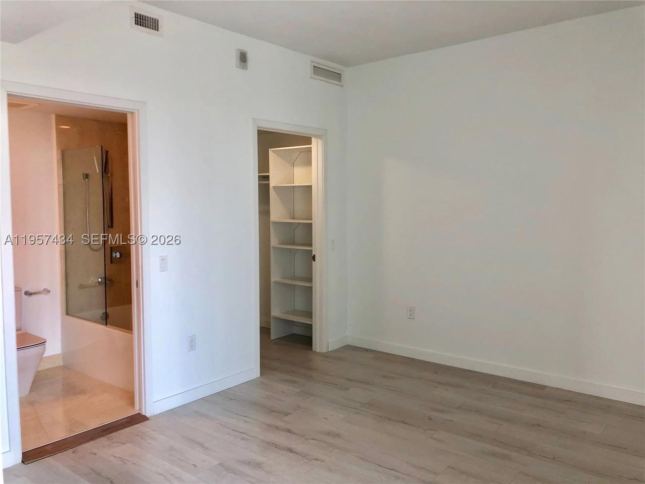 Real estate property located at 601 27TH ST #801, Miami-dade, The Crimson Condominium, Miami, FL
