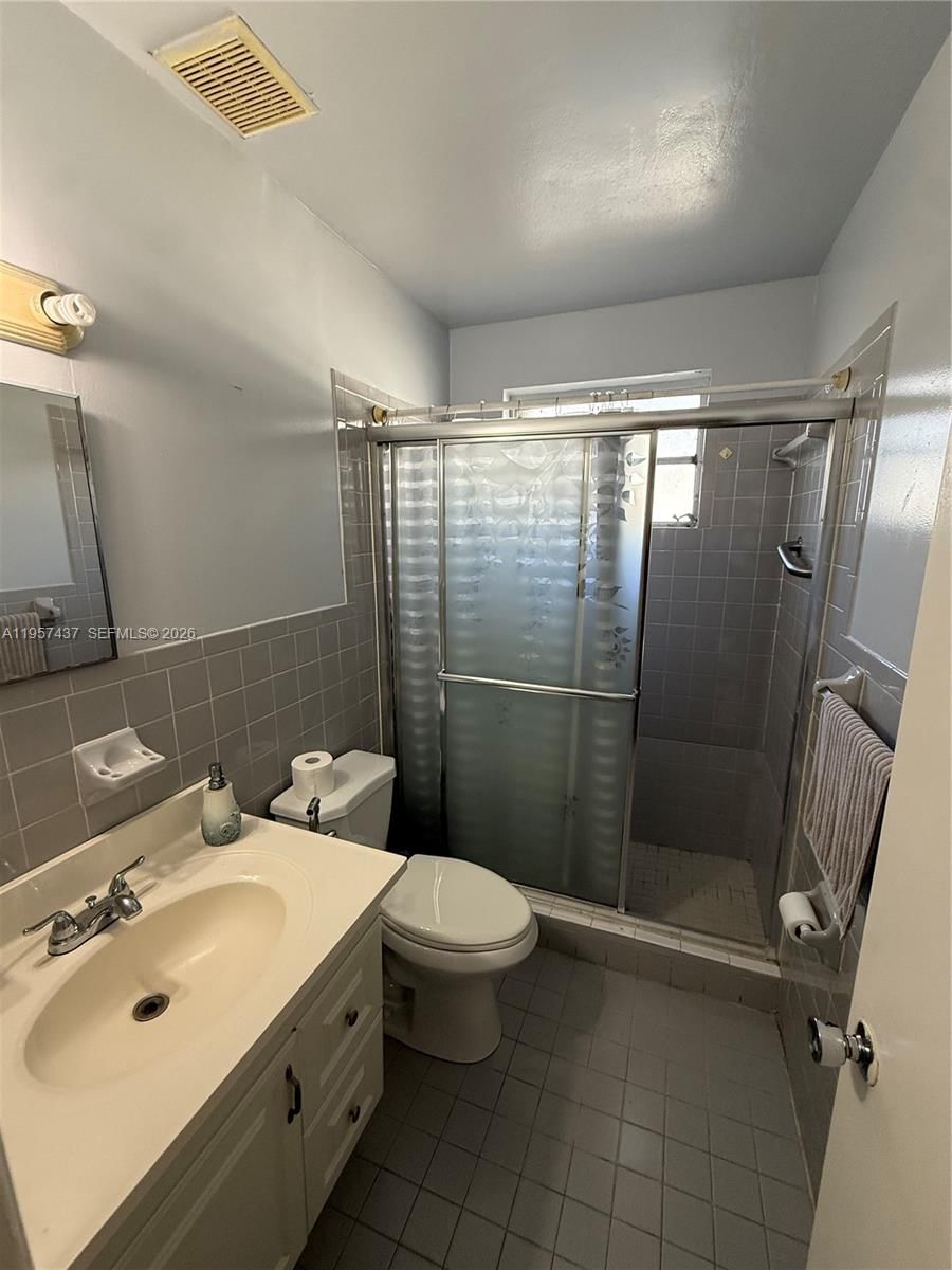 Real estate property located at 185 20th St, Miami-dade, Hialeah 3rd Addn, Hialeah, FL