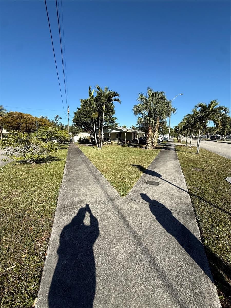 Real estate property located at 185 20th St, Miami-dade, Hialeah 3rd Addn, Hialeah, FL