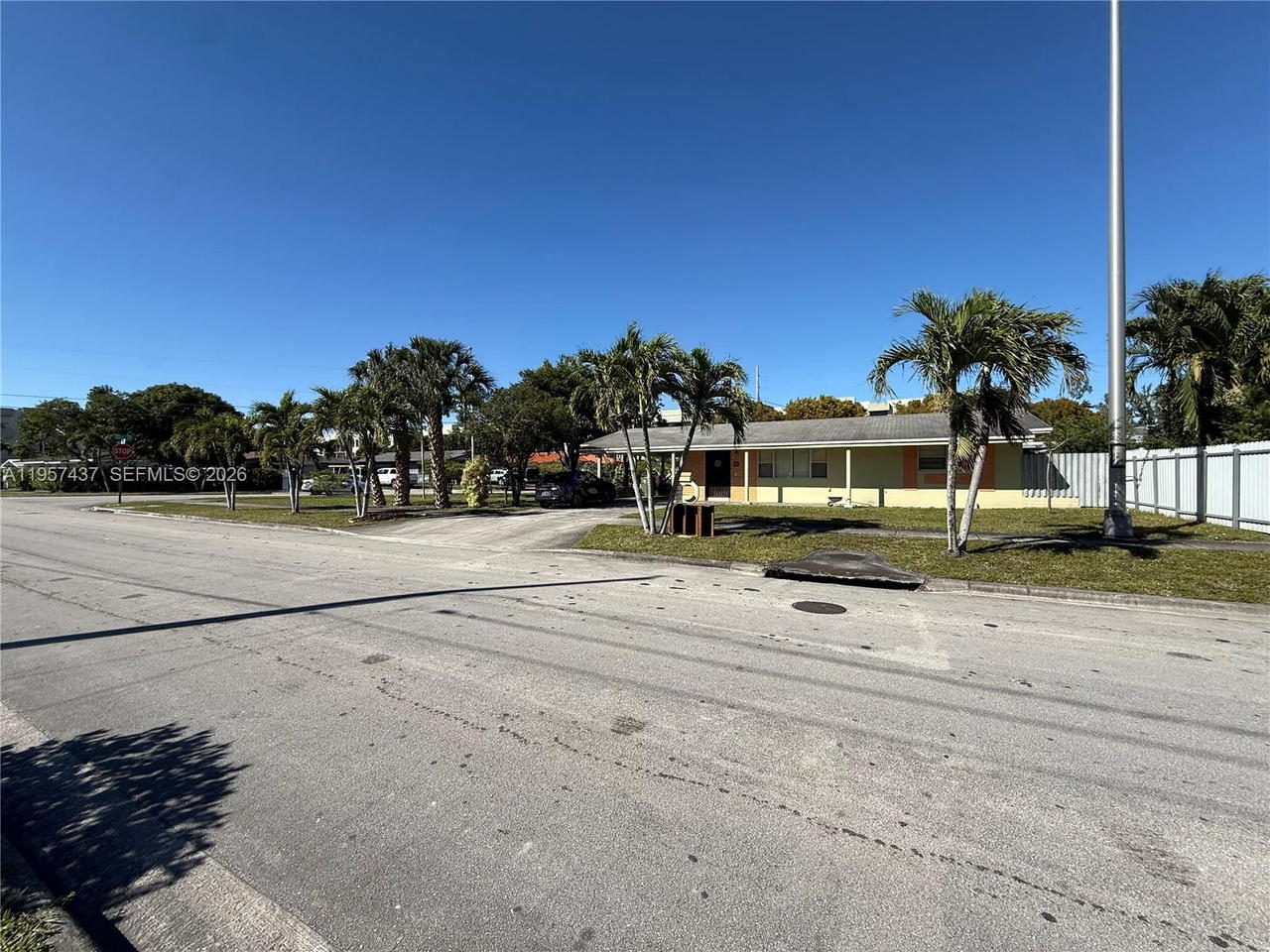Real estate property located at 185 20th St, Miami-dade, Hialeah 3rd Addn, Hialeah, FL