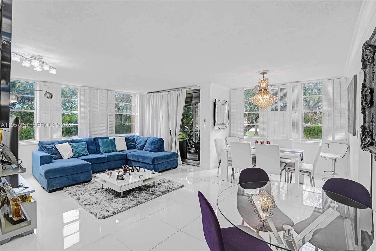 Real estate property located at 1400 Saint Charles Pl #204, Broward, Park Place Condominium No, Pembroke Pines, FL