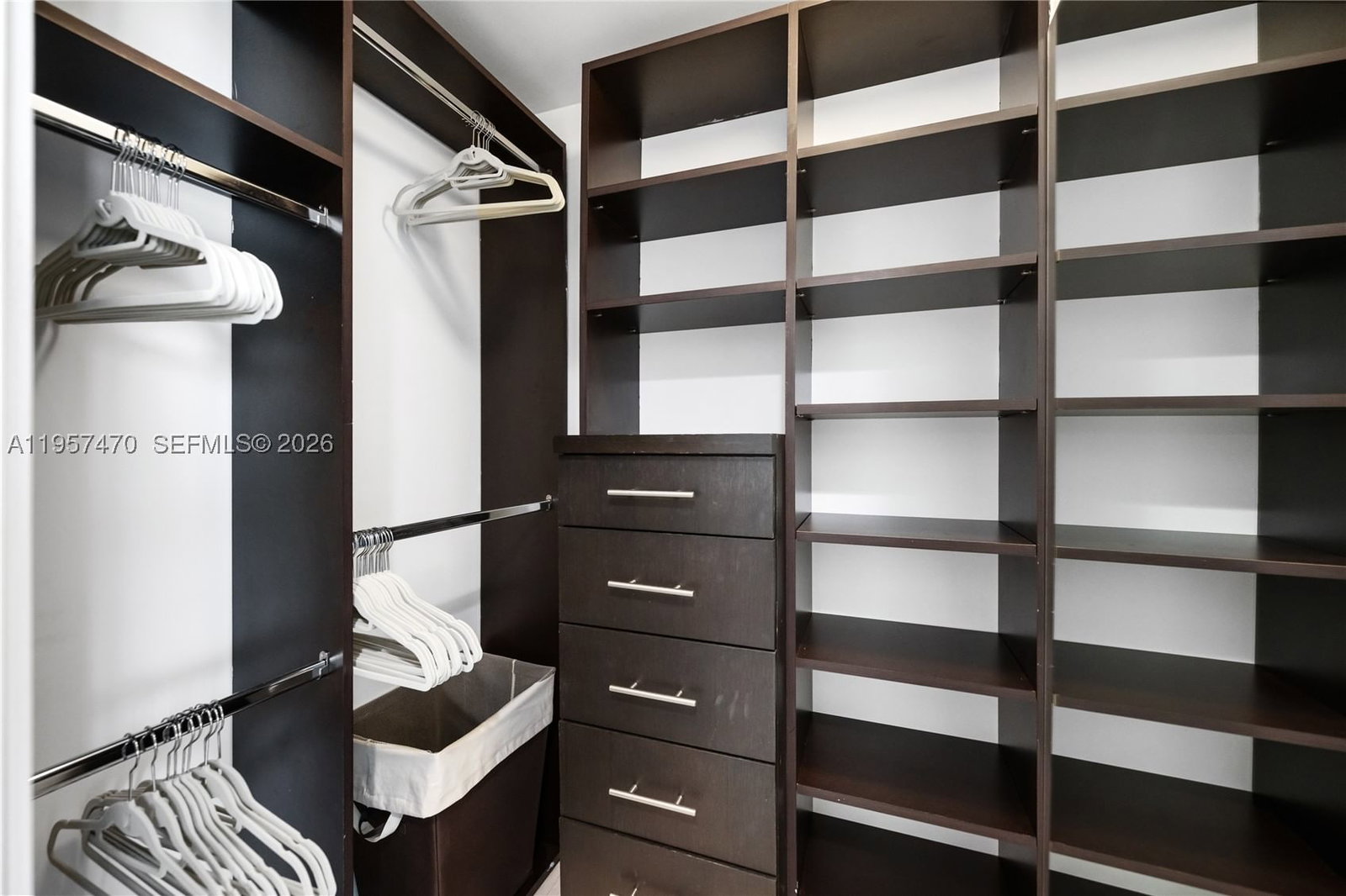 Real estate property located at 3201 183rd St #2906, Miami-dade, The Peninsula Condo, Aventura, FL
